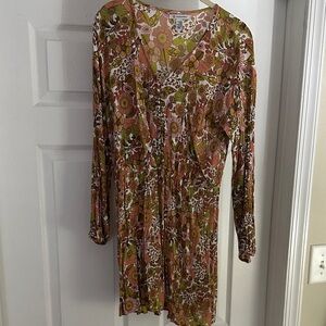 Floral V-Neck Long Sleeve Dress